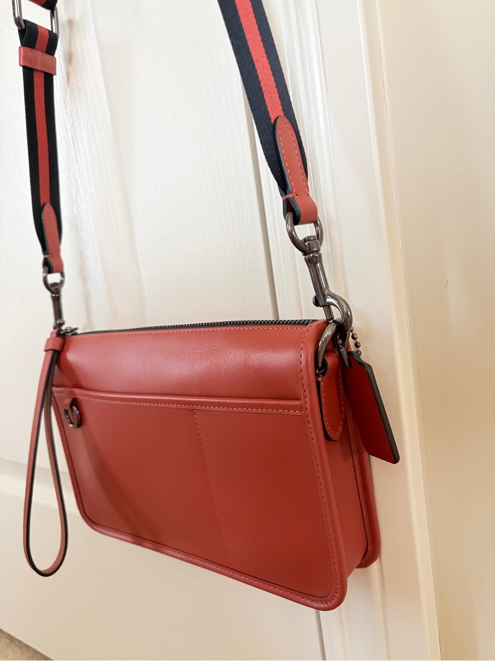 Coach Leather Wristlet Clutch Crossbody - Picture 5 of 6